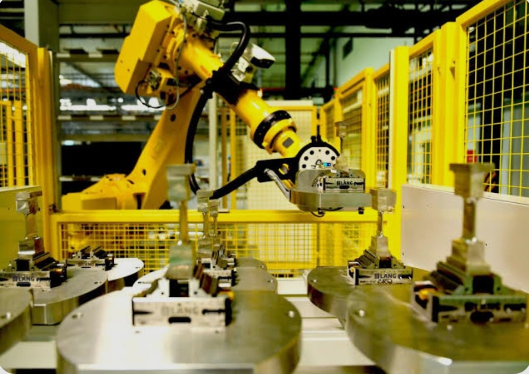 Congrats on the lucky winners of the first round of quiz. Gifts are on the way.🎁🎊

Quiz of this week🎉:
During the period of the 15th Five-Year Plan (2026-2030), China will upgrade traditional industries.
How much potential market growth will this unlock?
A. 1.4 trillion us$ B.