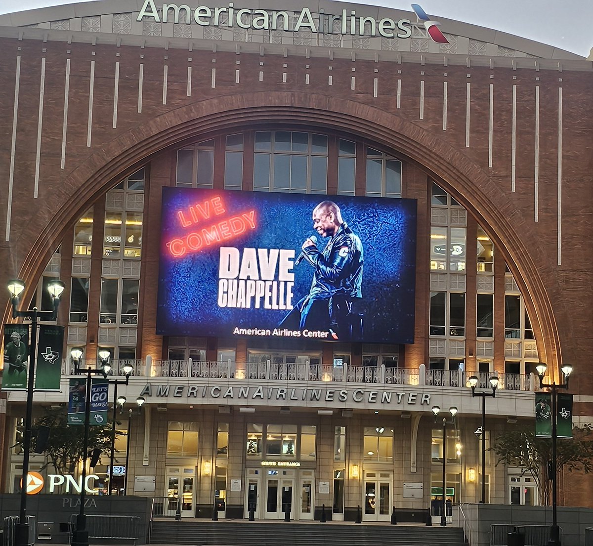 Saw Dave Chappelle in concert tonight. That cat walked out on stage and I nearly broke into happy tears. Bucketlist item ✔️