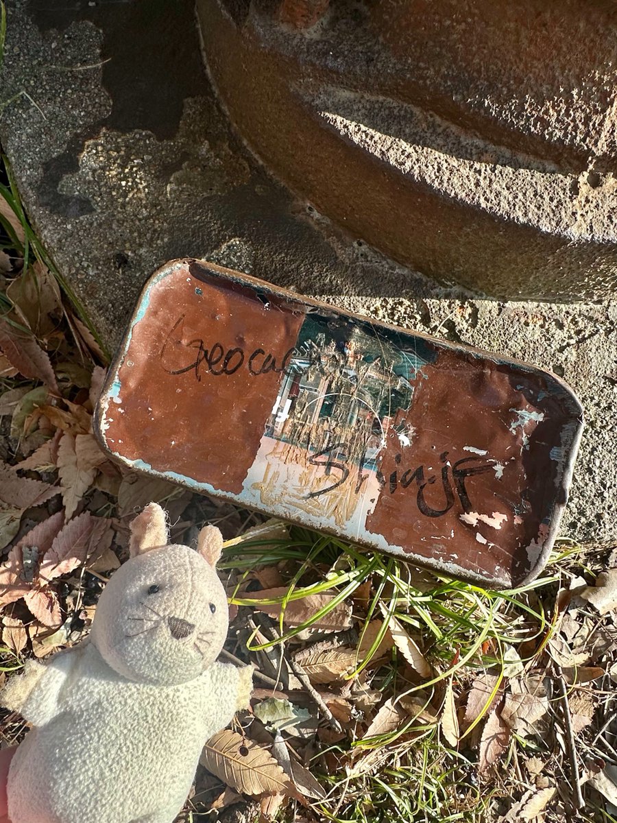 sxexnxaxs's tweet image. 大阪城にきたらネッピー・チーズのメモを探してみてね🧀
#ジオ活 #ジオキャッシング #Geocaching