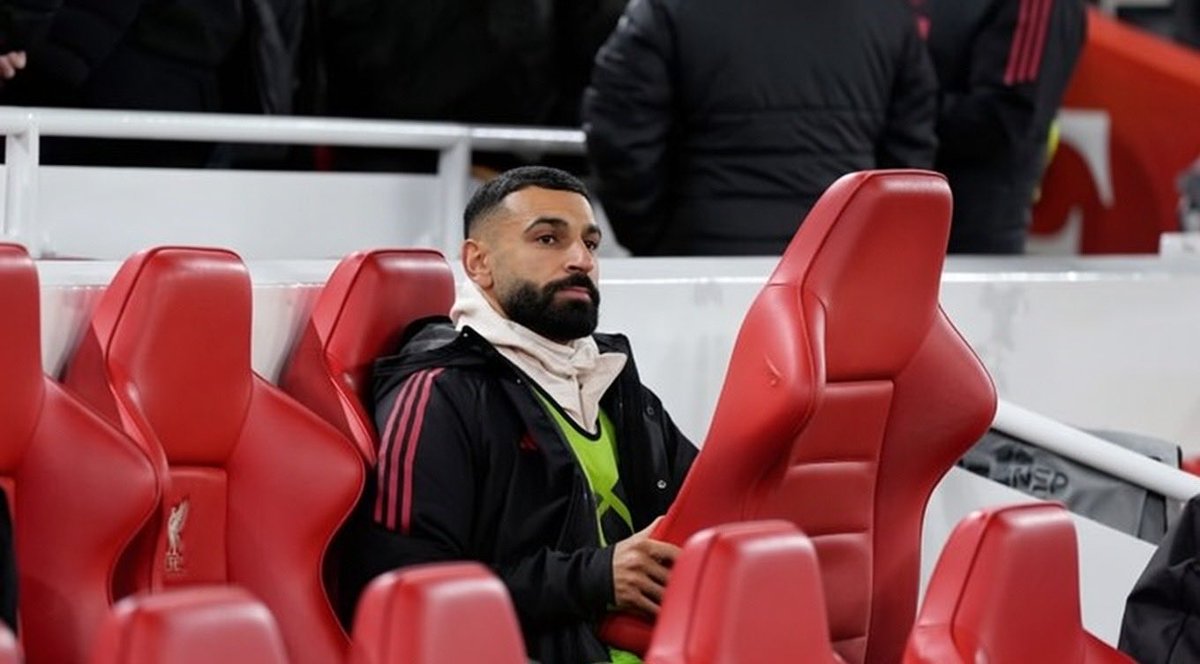 🚨BREAKING NEWS

Mohamed Salah has taken a seat from Liverpool’s dugout with him to AFCON, so he can feel part of the Liverpool squad while away on international duty.

More to follow….