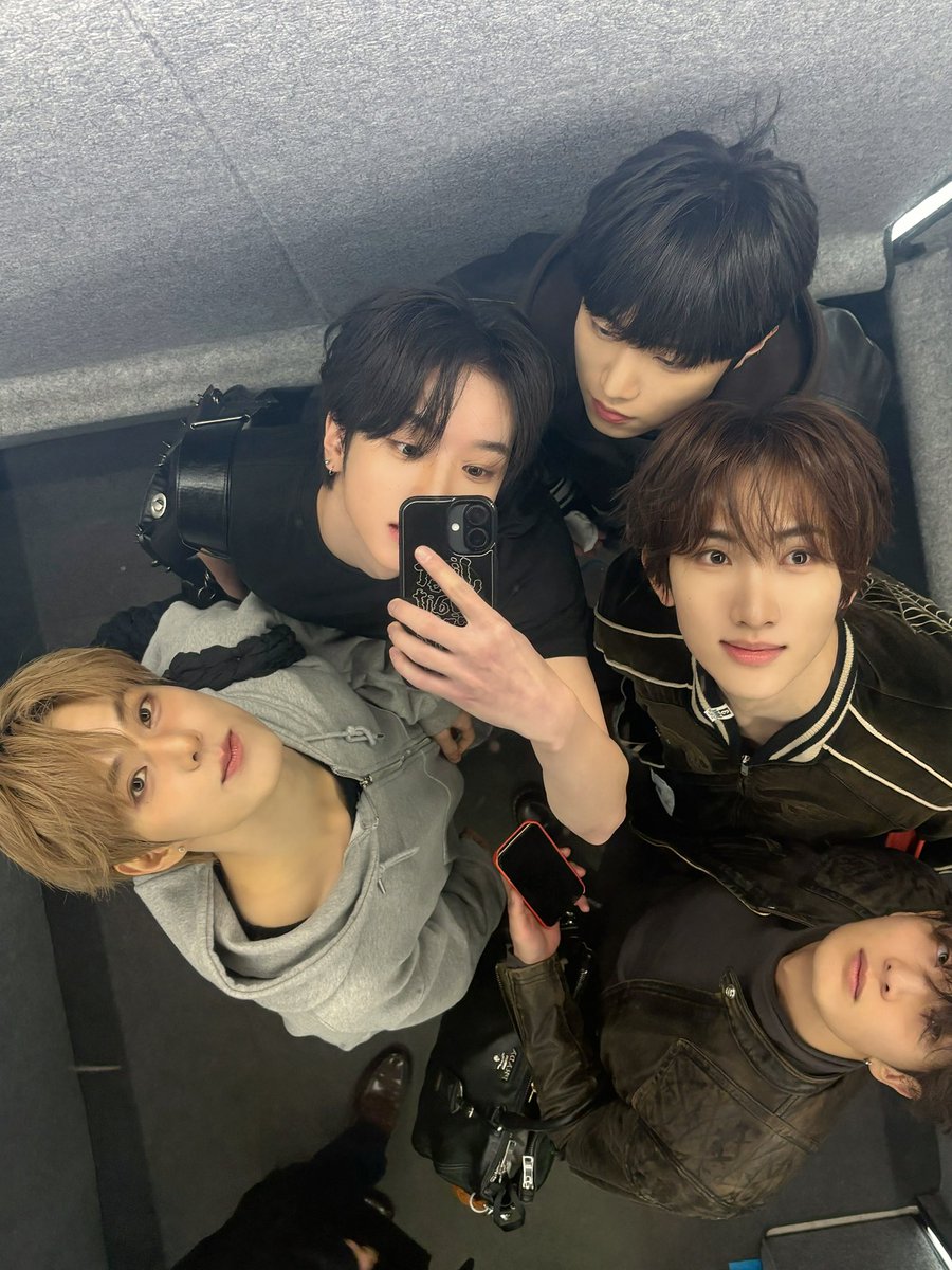 YUJUN] 😎ジンユヒョセス😎 #xikers #싸이커스 #サイカース