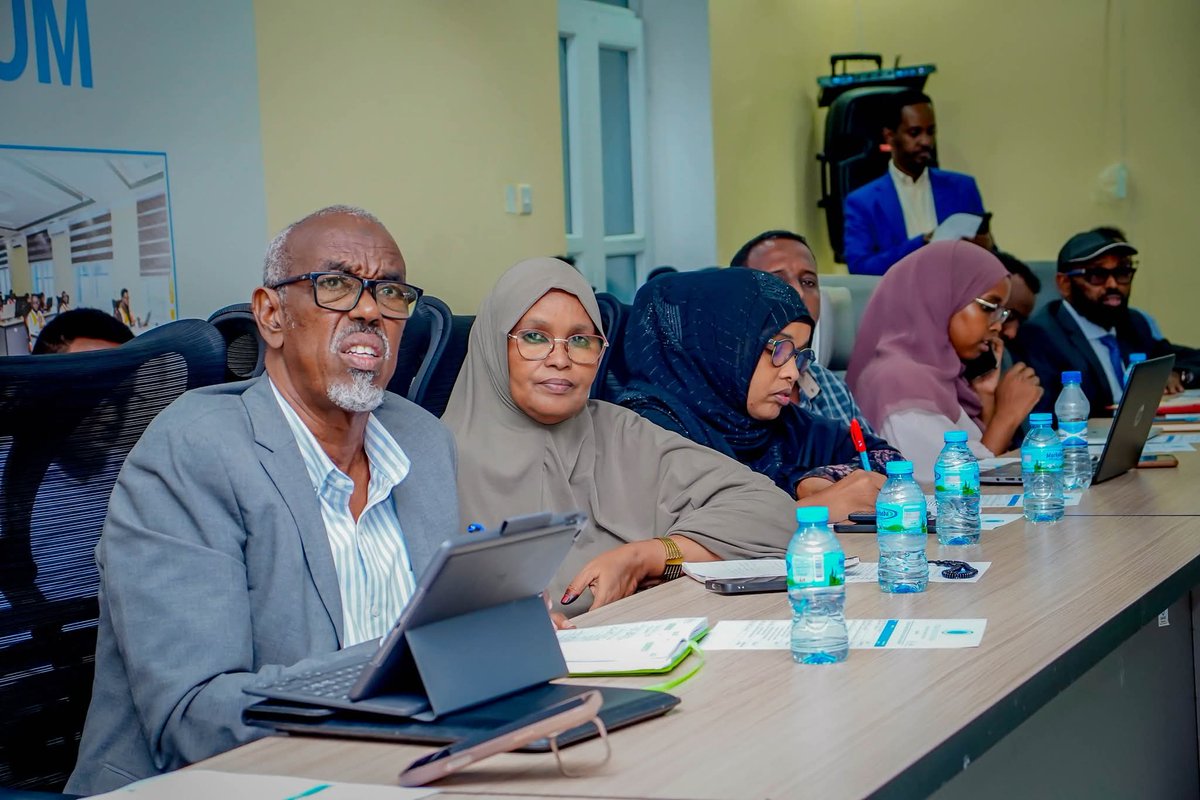 SoDMA_Somalia's tweet photo. Senior Advisor @mukhtaralisom, briefed the conference on progress in reviewing Somalia’s National Disaster Management Policy and outlined the Catastrophe Deferred Drawdown Option (CatDDO), a Somalia–World Bank financing tool for rapid funding during natural disasters. https://t.co/t94Jhuqruw