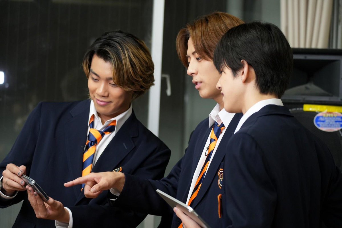 NEO EXILE tweet media