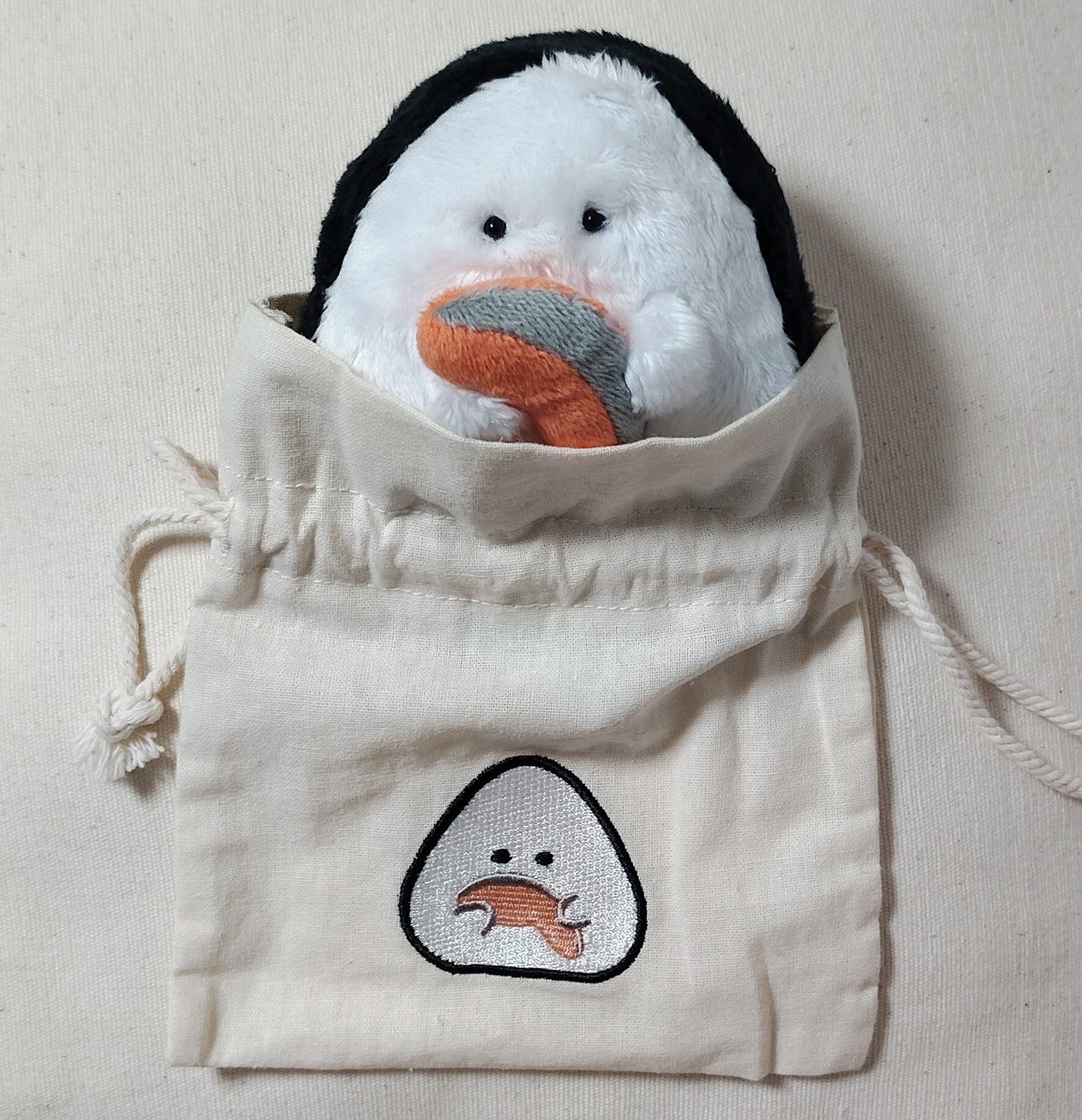 ぎゅっとおにぎりさん［公式］逸品社🍙 (@onigirisan_ippn) / Posts