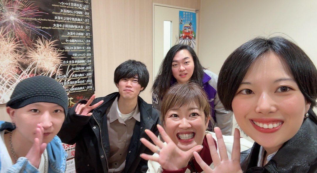 BACK THE KID tweet media