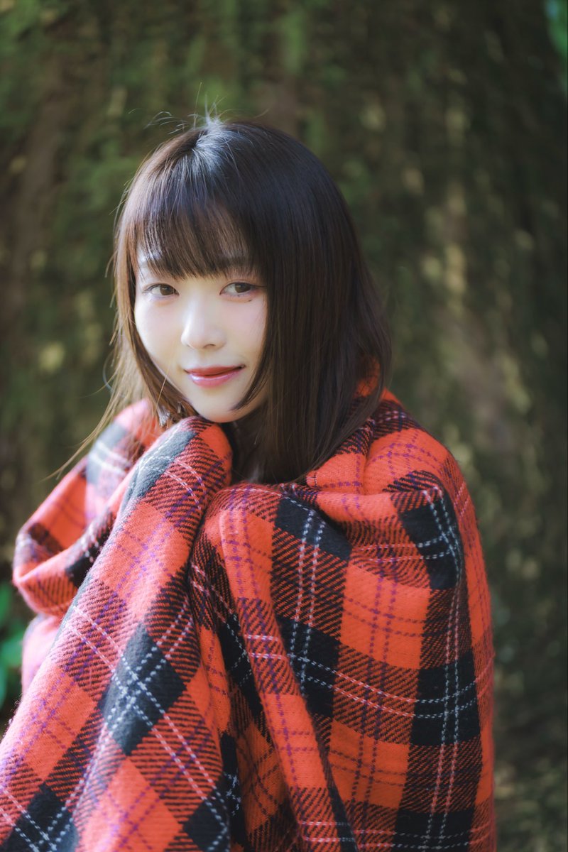 ハクシ tweet media