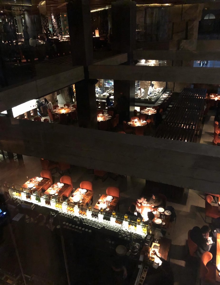 OSISNetlas's tweet image. holiday feast #zumanewyork #madisonavenue #magicaltimeofyear #happyholidays