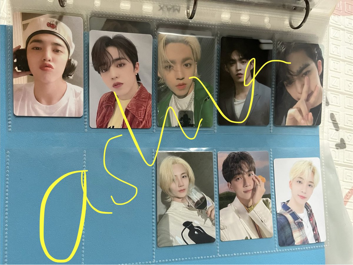ashilainaa's tweet photo. WTS WTS !!! Ada yang mau take all binder ini nggak total ada 75++ pc svt all member kecuali mingyu 👌✨ 
Serious buyer only!!! Please DM !!! harga muraahhh ajaaaaa ~ https://t.co/U4Yfo91pG7