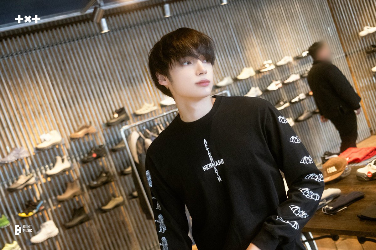 happy emo day to him