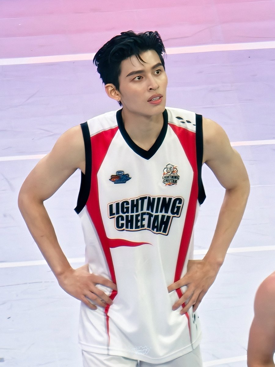 พี่นักบาส 024 หล่อจริง😭💔

POWER UP PONDPHUWIN

#GMMTVStarlympics2025
#ppnaravit <a href="/ppnaravit/">ppnaravit</a>