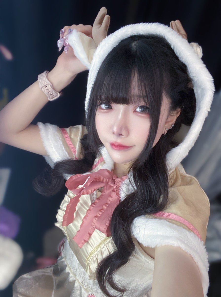 [クリスマスの奇跡]　絵画　油絵　夜　新宿　コスプレナイト　女　歌舞伎町 𓆩 ✞ 𓆪 聖猫教会 𝐨𝐩𝐞𝐧 𓆩 ✞ 𓆪 🎁🤍Felis Christmas Night