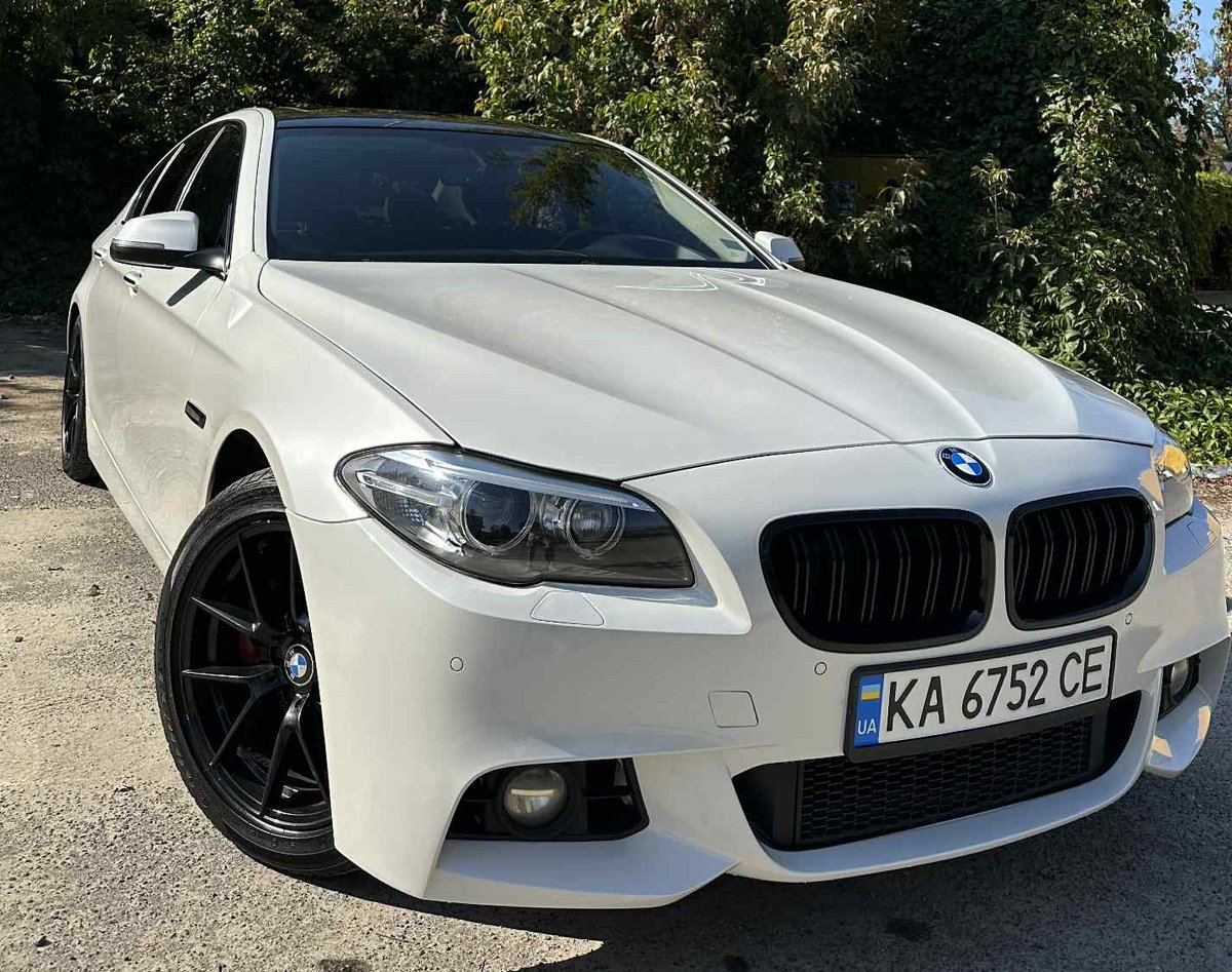 Шановне панство, у нас триває збір на дрони із розіграшами призів.

За донат від 200 грн маєте можливість виграти:
1. Авто BMW 5 series 528
2. Іграшкова вантажівка з підписом генерала Малюка
3. Кастомна Sony Playstation 5 від ГУР МО
4. Авто Tesla Model X

Чим більший донат, тим