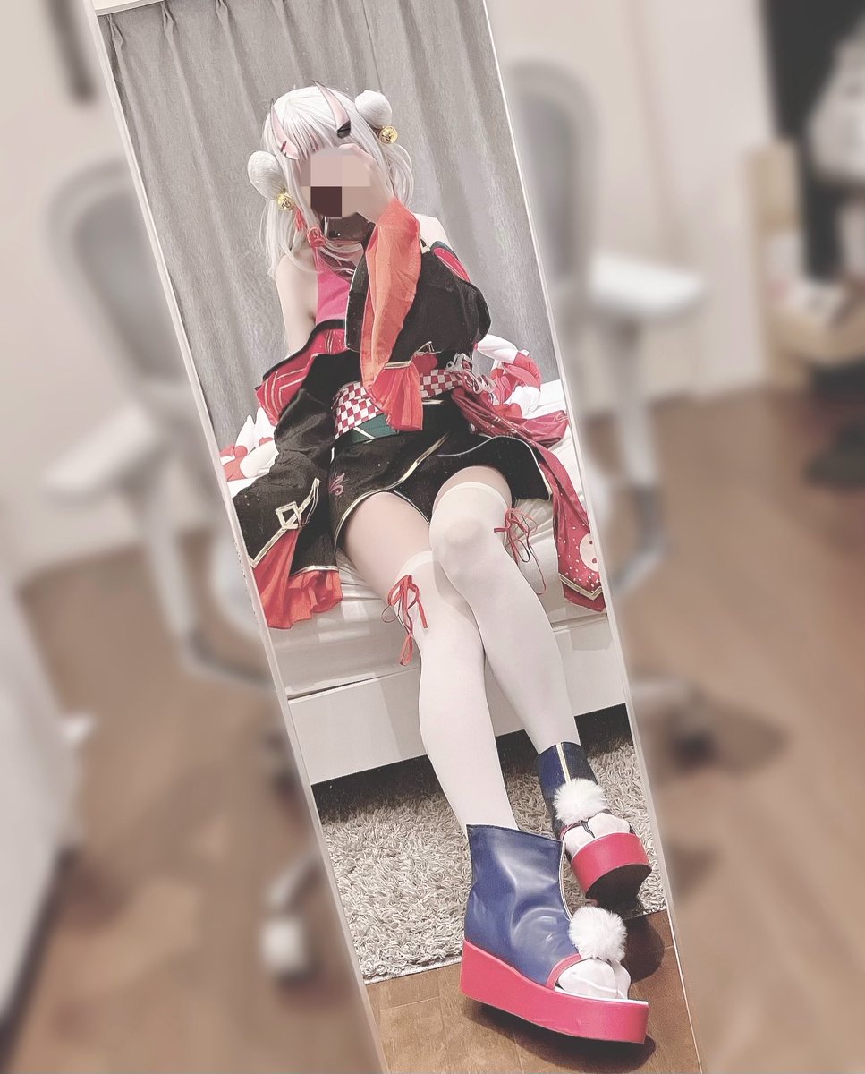 これはおれの😈のコスプレ 