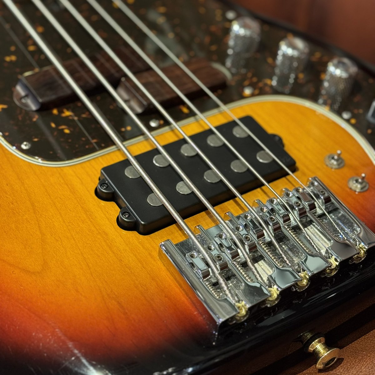 ベーシストのJun Yokoeさん愛用のXP-1Tをカスタマイズしました🙏 リア