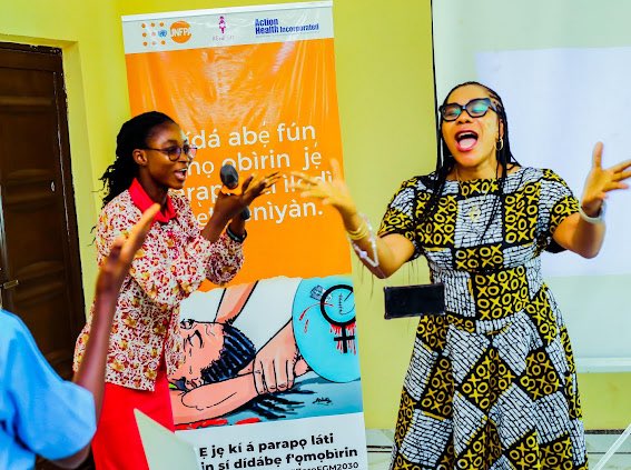 Afooo_afooo's tweet image. Recently, the @actionhealthinc Health with support from the @UNFPA organized a 5-day training for in-school adolescent girls on comprehensive sexuality education in Oyo State. 

The training was aimed at building the knowledge &amp;amp; capacity of the girls to make...

1/2
#EndFGM
#SRHR