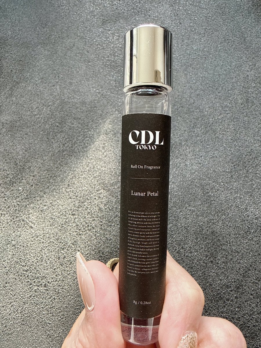 ミュージシャン CDL Roll On Fragrance / Whisper Bloom そしてハンドクリームなどは大好きなwhisper bloomだったから