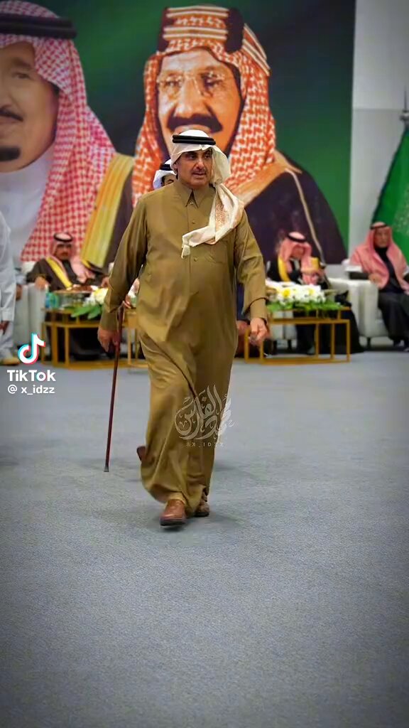 yamar7ba's tweet photo. والله ابن جدعان سوا شي هالسنه يمكن فات على كثير:

انه استطاع الحفاظ على تواجد الجمهور في المهرجان لأطول مدة ممكنه بطريقة ذكية:

تعال ولايهمك خيمة المبيت جاهزة وفطور وغداء وعشاء وخيام للنوم والقهوة 24 ولاتعلمني من انت او من اي قبيلة وماحد ينشدك، خذ راحتك كنك في محلك
.
. https://t.co/fPw9sipLol