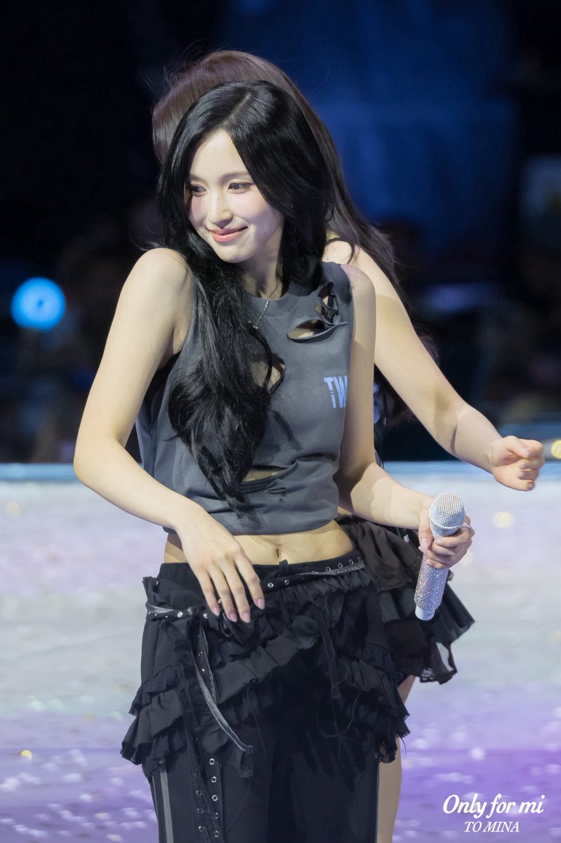 251213 THIS IS FOR in Bangkok day1

MISANA🫶

#TWICE #트와이스 #MINA #ミナ #미나　#SANA #サナ #사나