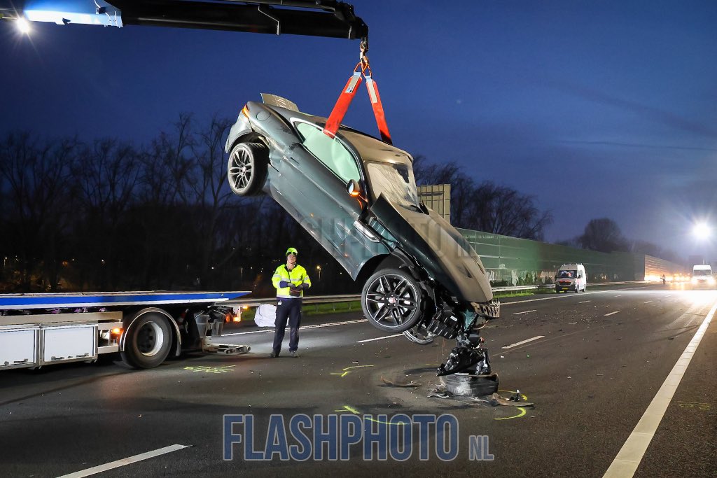 A20 urenlang dicht na ongeval met spookrijder
