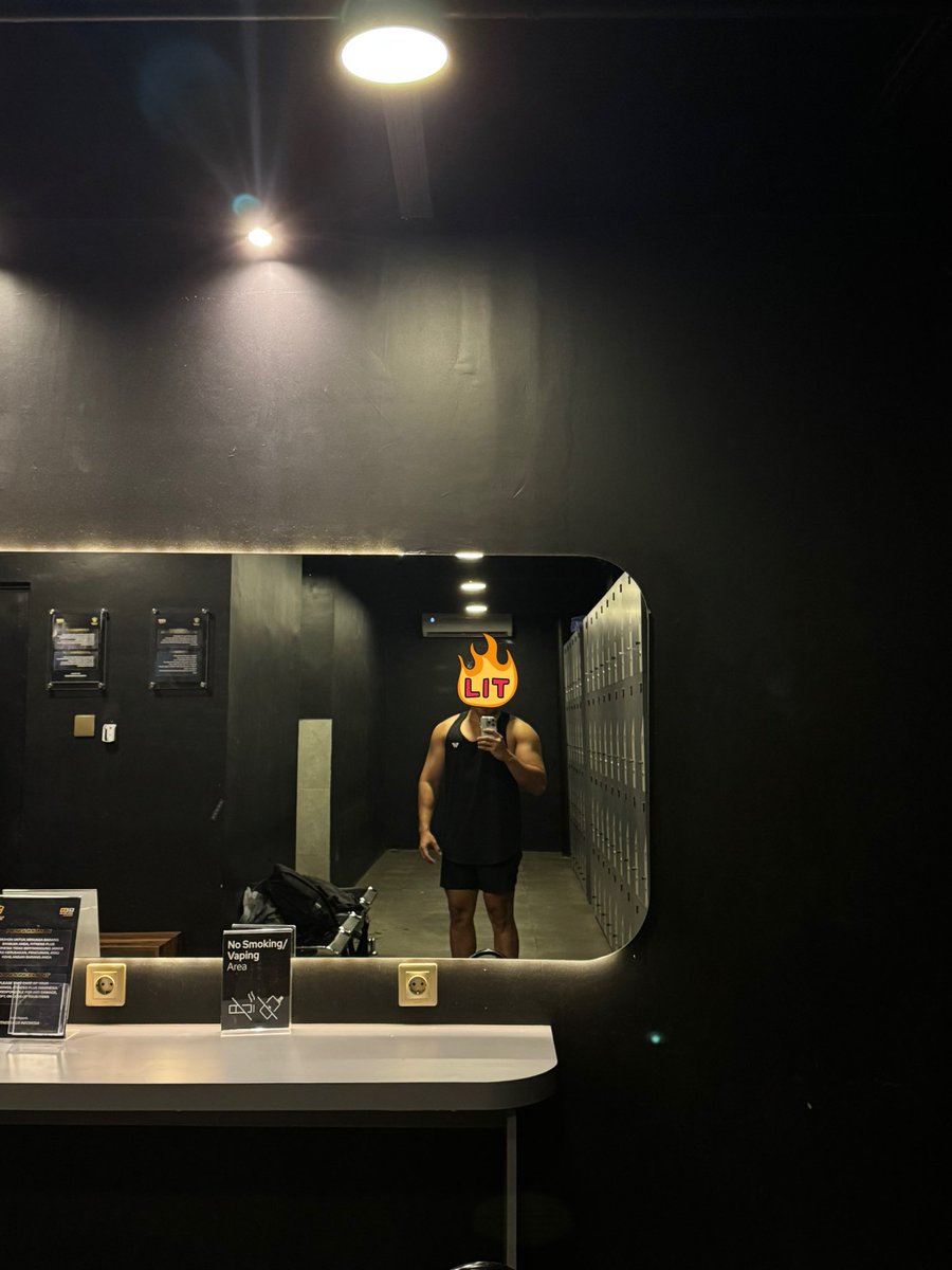 malam minggu tp mendung, dah selimutan ajaa..