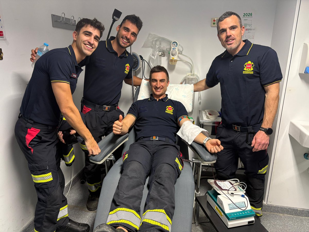 SOLIDARIDAD > “Dar ilusión también es una forma de cuidar”, Jorge de Lorenzo, jefe de equipo de bomberos de la Comunidad de Madrid durante su visita al Hospital del Sureste

<a href="/HospitalSureste/">Hospital del Sureste</a> 

actualarganda.com/dar-ilusion-ta…