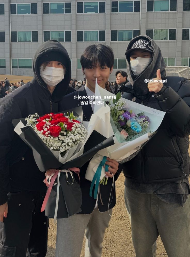 rianneelynnn's tweet image. thats their baby 😭 bye im crying dhbsvsvd