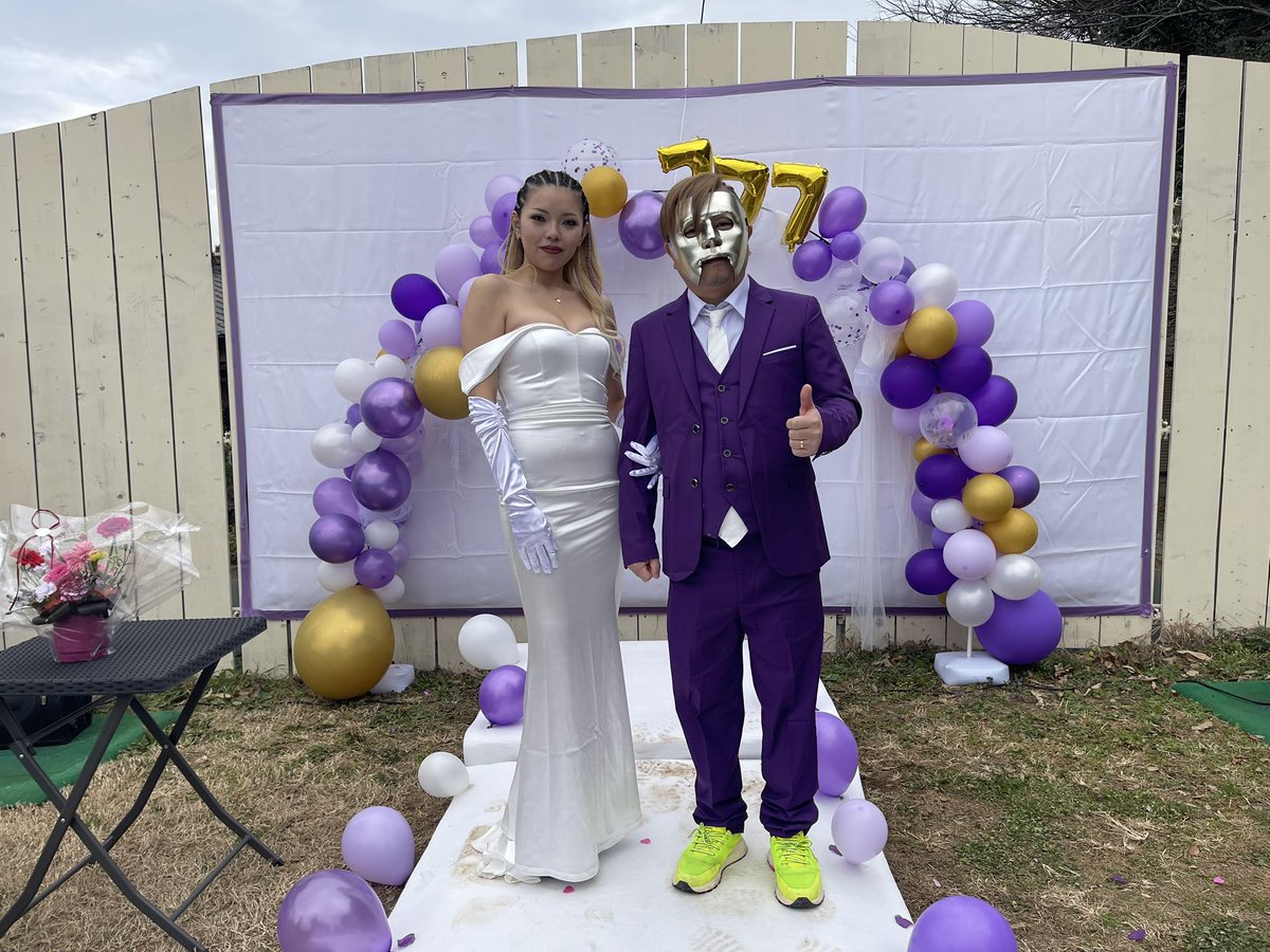 バンライフ狂の素晴らしい結婚式、滞りなく。
笑いあり涙あり！
めちゃくちゃ幸せな時間です。

お幸せに！！！
そしてこれからもよろしく‼️
#狂宴

<a href="/vanlife_7/">バンライフ狂(日本一周中🚐🎌)</a> 
<a href="/_r_komusume_/">バンライフ狂〆小娘。(日本放浪中😈🌍)</a>