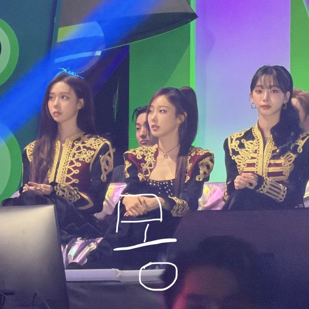 icurina's tweet image. AESPA OUTFITS FOR TODAY MMA HELLOOO