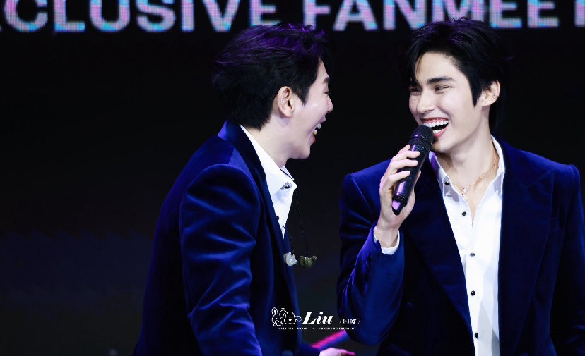 احبهم اعشقهم اموت فيهم احب كيف علاقتهم صحيه كلها حب وتقدير واحترام وتفاهم  #uppoompat #UpPoom #poompes #UPgradedMoments