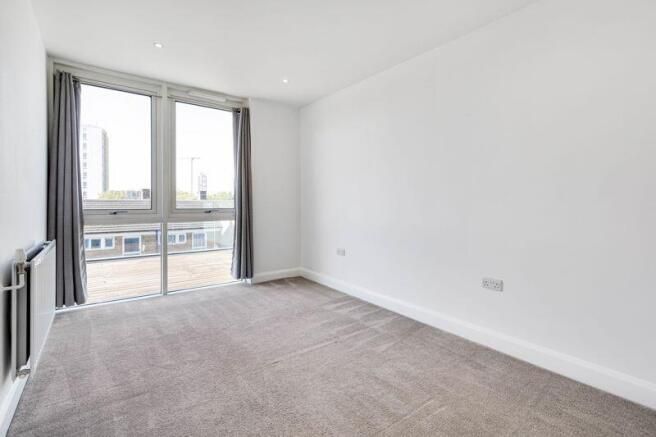 LookProperty's tweet image. TO LET 🏡

Charles Newell Court, Bow E3 3XH 📍

£2,900pcm 💷

- MODERN DEVELOPMENT
- EASY ACCESS TO CANARY WHARF
- THREE BEDROOMS &amp;amp; TWO BATHROOMS
- AVAILABLE UNFURNISHED

rightmove.co.uk/properties/140…