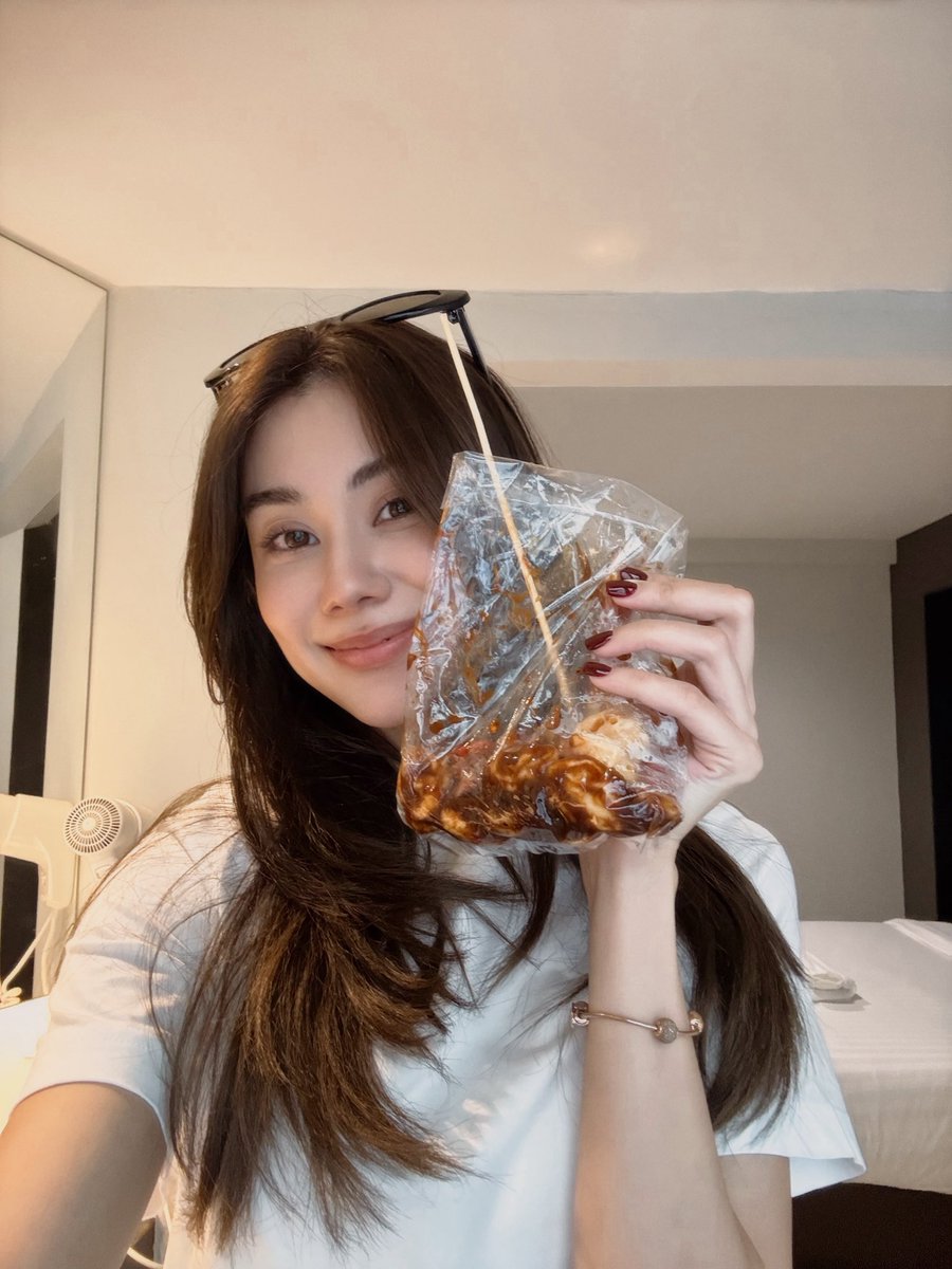 lena__lorena's tweet photo. มาเชียงใหม่รอบนี้คุ้มละ🥹 ขอนำเสนอเมนูที่มาดามลีรัก: ทองสุข https://t.co/GPBxkmnbsJ