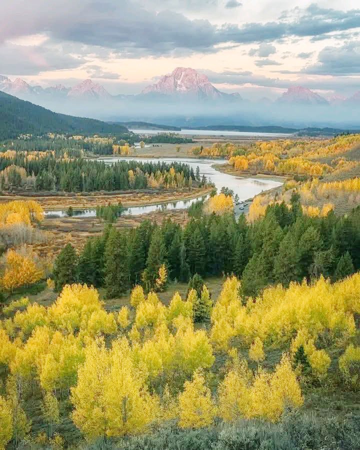 russcar10now's tweet photo. Good morning from Wyoming https://t.co/8K1eoFnkLh