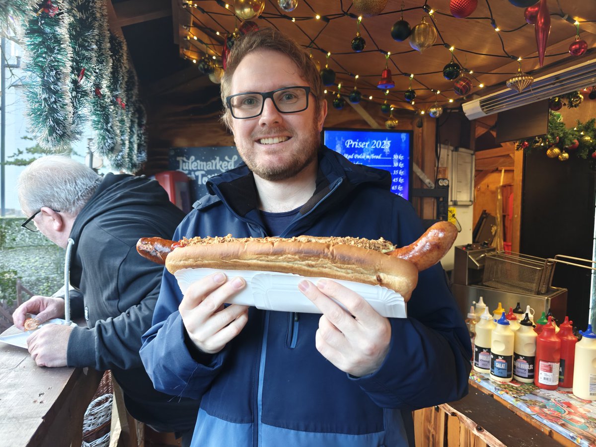 It's Christmas time in Denmark! So we gotta keep up with one specific tradition