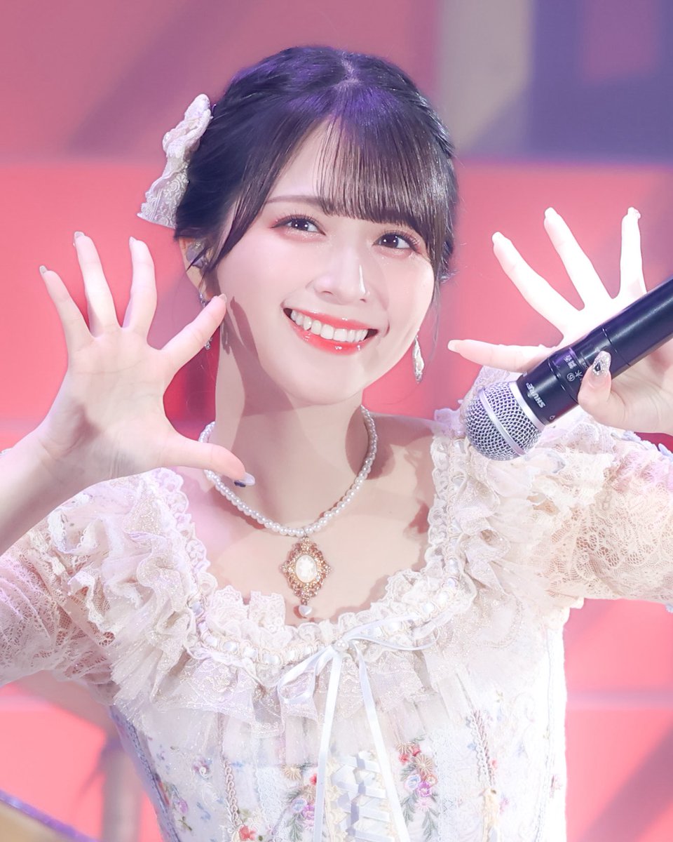 suu____ma's tweet photo. 天才アイドル🫧✨️🤍 https://t.co/vYBLSE9iPV