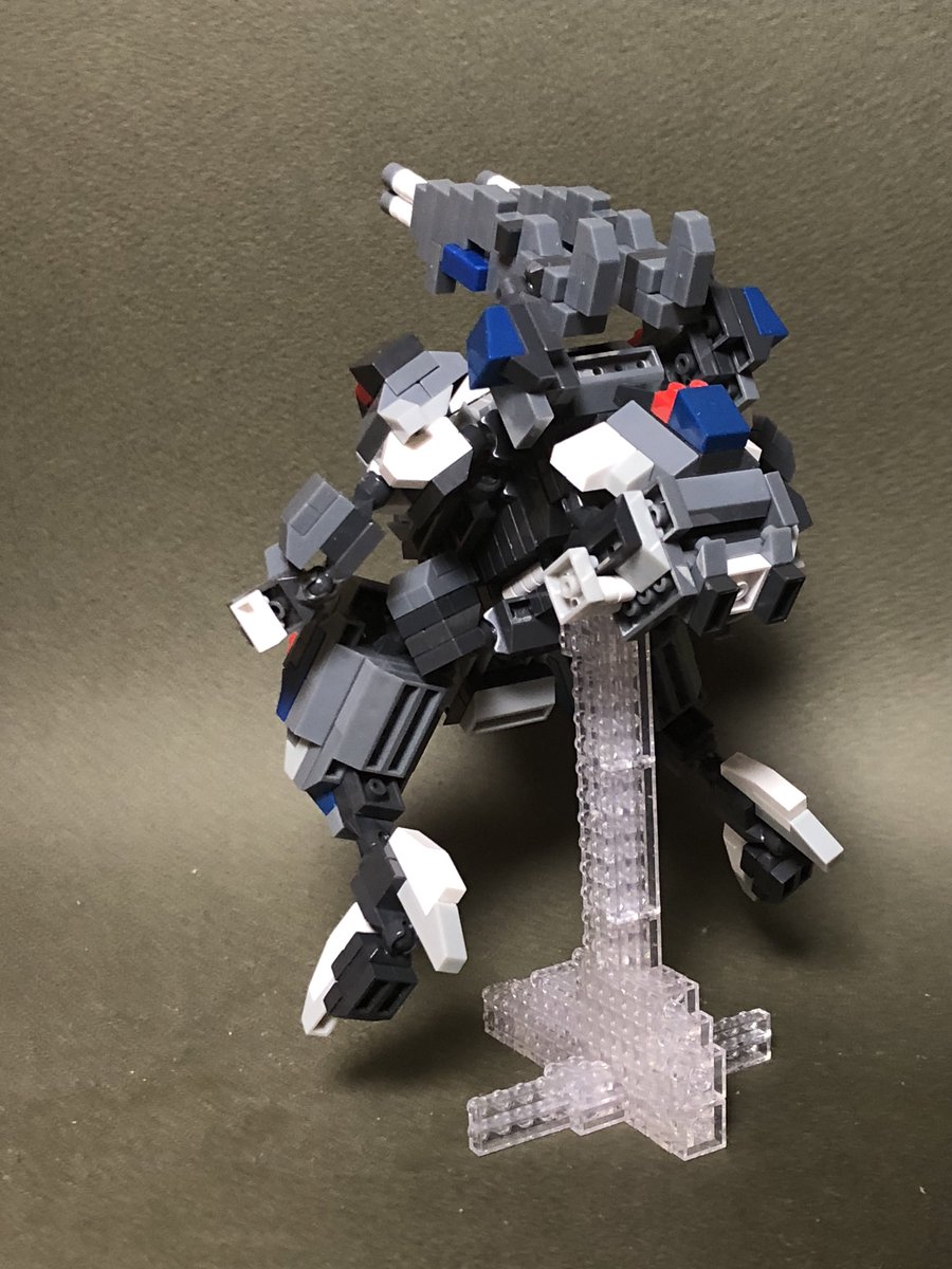 #格好いい俺の機体を自慢したいだけ

背負いものに

武装を

施してみました🤖

#プチブロック