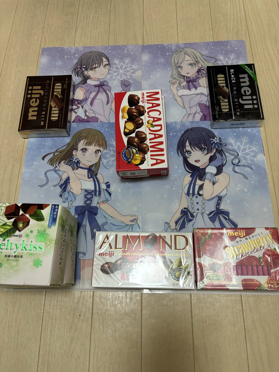 セブンに蓮ノ空のクリアファイルを買いに行ったら何故かチョコが大量に