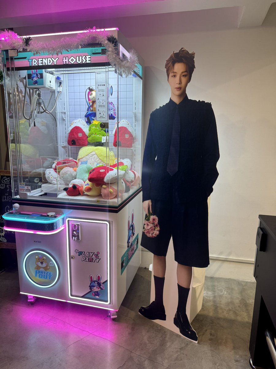 *🌷𝐊𝐚𝐧𝐠 𝐃𝐚𝐧𝐢𝐞𝐥’𝐬 𝐁𝐢𝐫𝐭𝐡𝐝𝐚𝐲 𝐂𝐚𝐟𝐞 &amp; 𝐌𝐢𝐧𝐢 𝐆𝐚𝐥𝐥𝐞𝐫𝐲 🧩 ⁕꒱ ⊹

แล้วมาพบกันพรุ่งนี้ที่คาเฟ่ LUME CAFE
เวลา 10:00 - 17:00 น. นะคะ

🌻 พร้อมต้อนรับ FLOWD ทุกท่านค้าบ

🌟 ; #KDNWith29thAffair #เรื่องของแดเนียล #KANGDANIEL #강다니엘