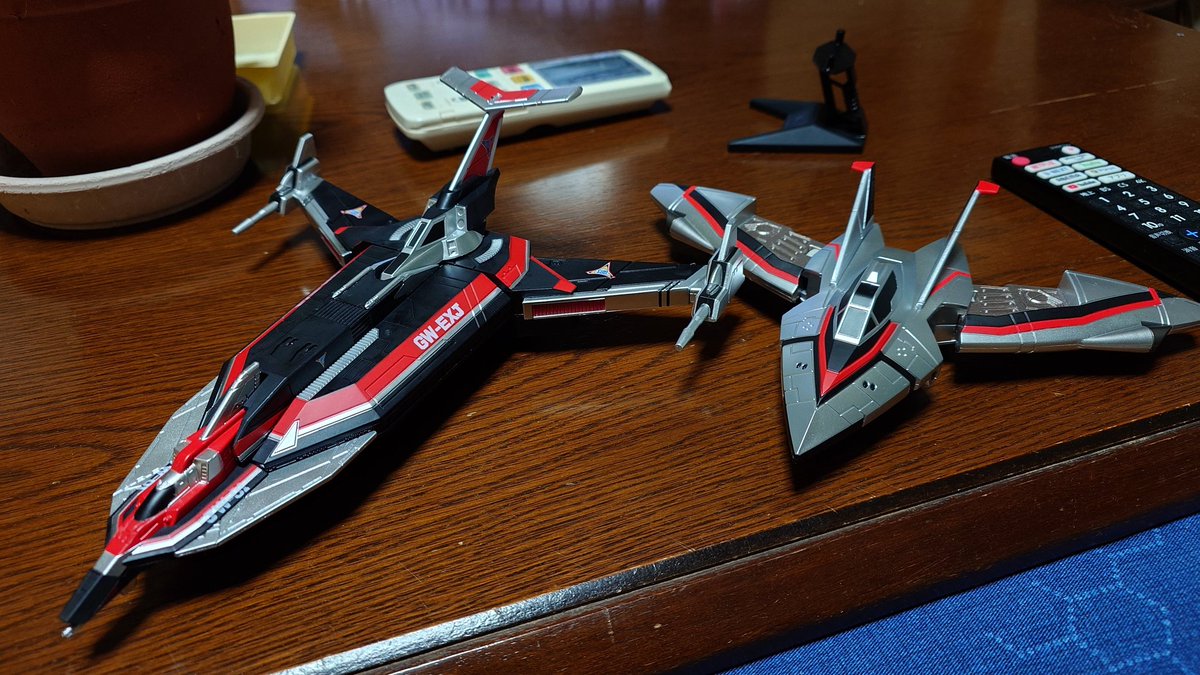 ウルトライドクロニクルのガッツウイングEX‐Jとゼロ ゼロは