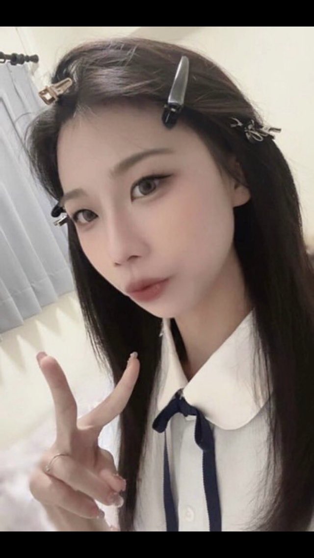 骚母狗一只😍 #合照 #射屏 #母狗 #遮眼 #社死自毁  #投稿 接投稿