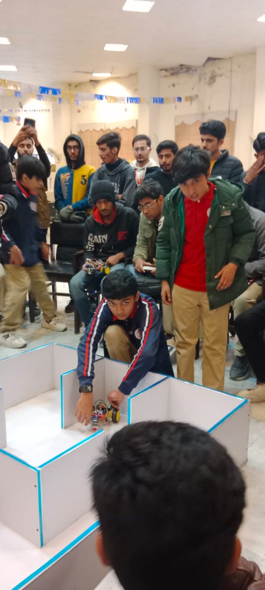 Coding4KidsPK's tweet photo. Day-2:
ROBO FIESTA-8, HITEC Robotics Contest!: 3 Team participated in contest- Obstacle Avoidance module!
#Coding4KidsPK https://t.co/PAgw72dthu
