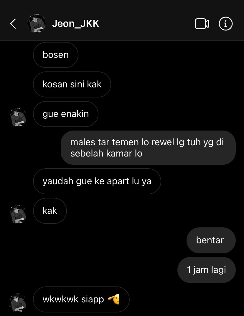 letherkooks's tweet photo. fwb b nya apa? 
1. benefits
2. brondong https://t.co/oyBRrK934Q