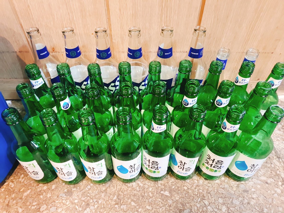 kmspluto2's tweet image. 연말에는 역시 대방어가 진리
다들 연말에 즐거운 뜨밤 보내시고 엣찌하게~
#부평 #대방어 #술파티