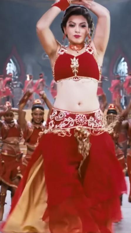 IndiSpicesyt's tweet photo. #HansikaMotwani #Hansika https://t.co/Ec3gNlL3TN
