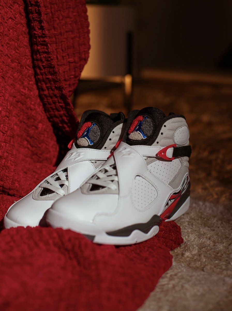 footlocker bugs bunny