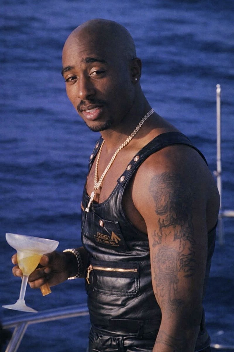 2pacunlimited 𓃮 tweet media