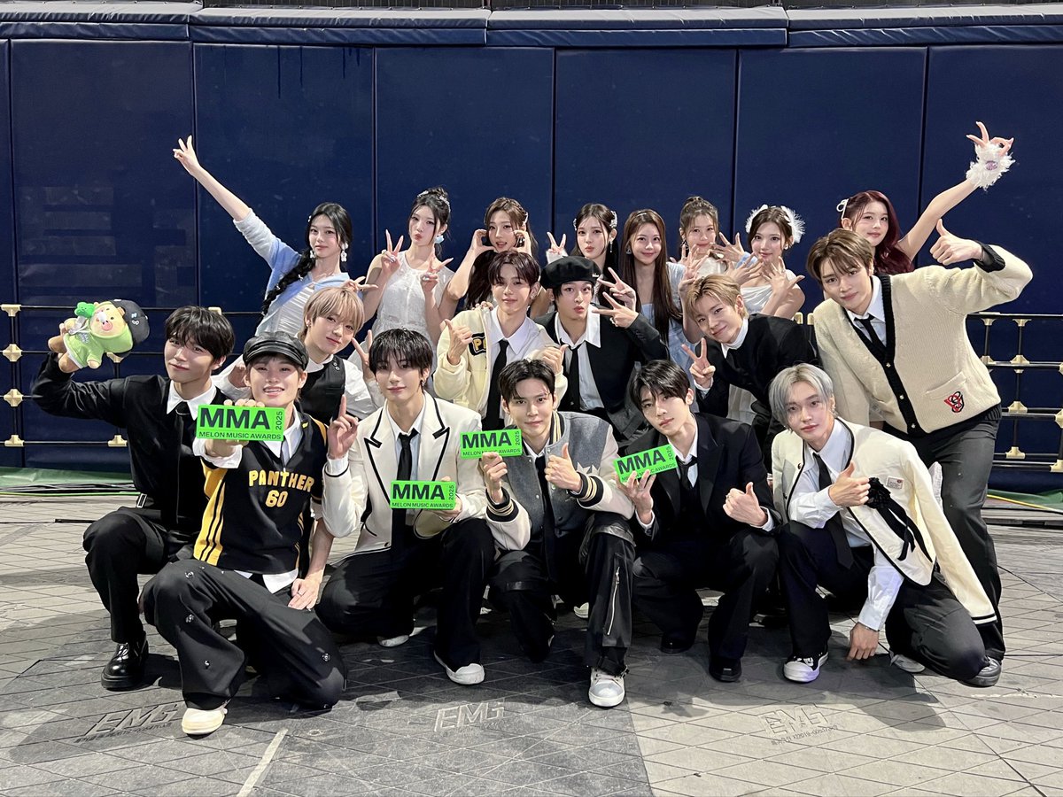 yunc_9's tweet photo. りくちゃんがしょうたろうくんの肩に手かけてんの、、、、嗚呼、、、、、 https://t.co/GblwYUNcJX