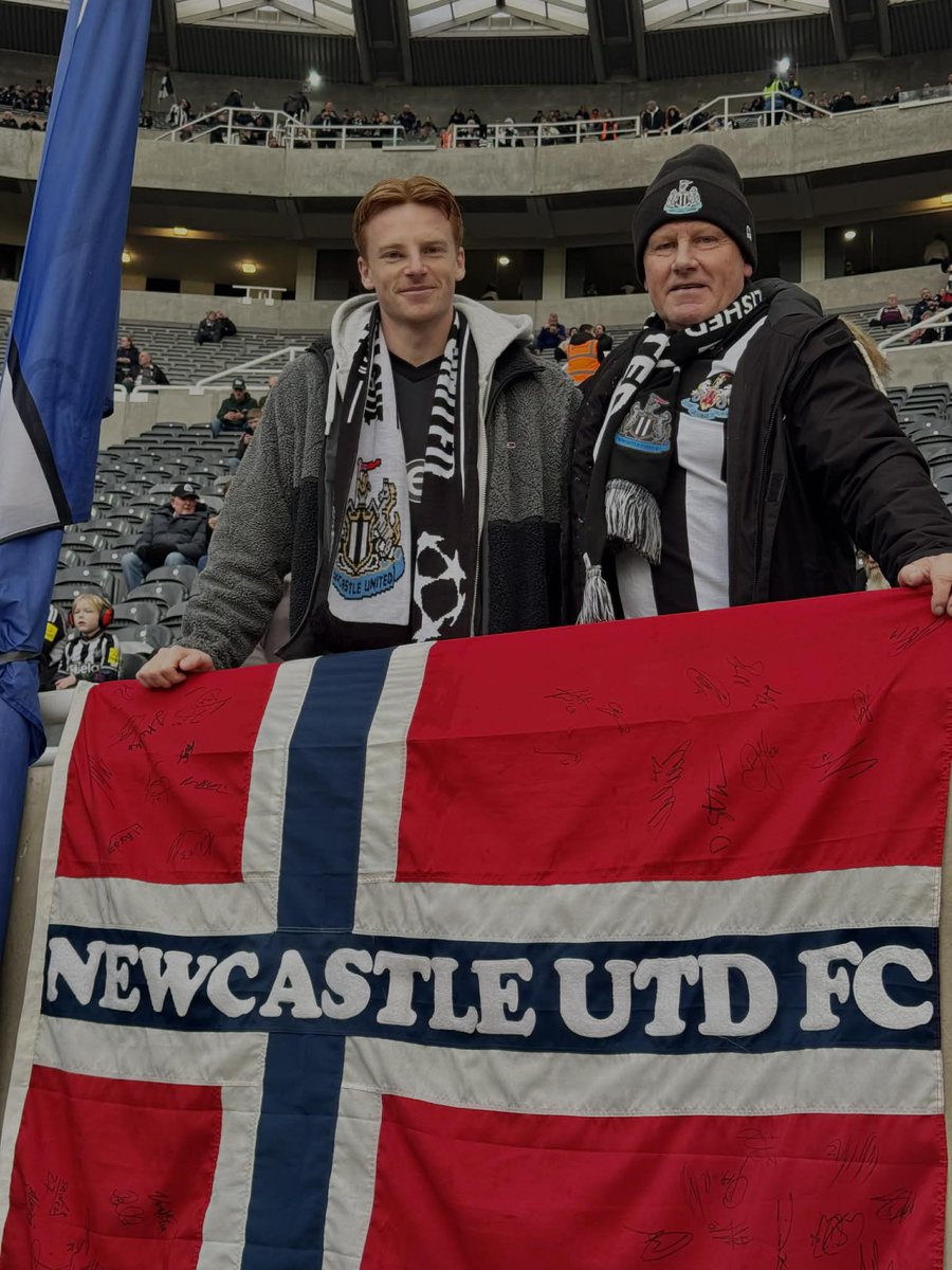 Våre gutter koser seg på ferie ☀️