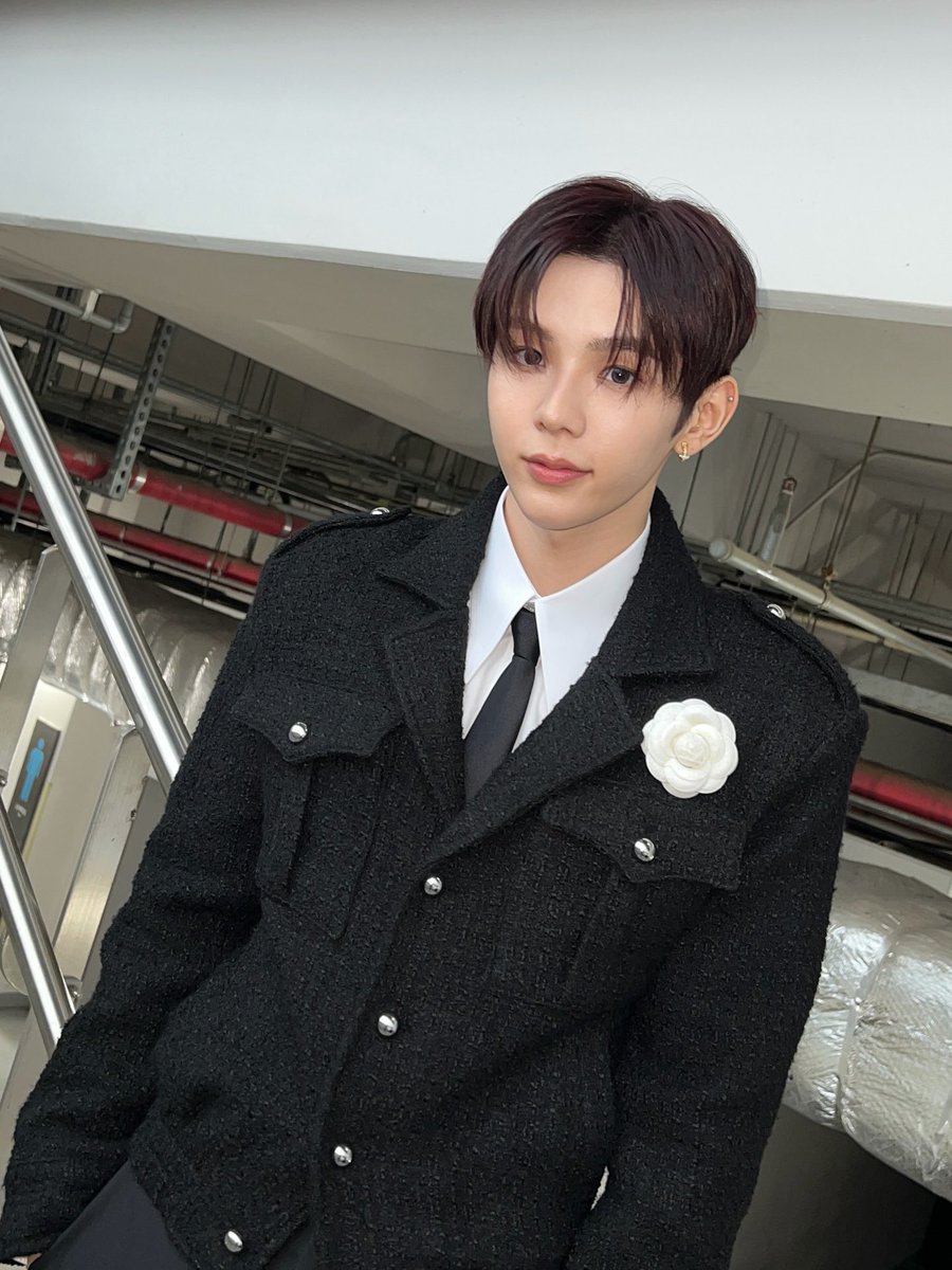 251220 riize_official instagram update with #SHOTARO #RIIZE