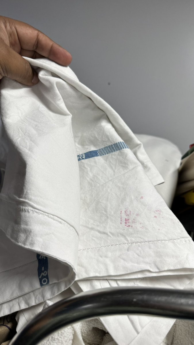 imlucifer86's tweet photo. PNR-6933985050
Trn:18447
Paying for 2AC and receiving this (stain cloth,shoe mark towel, lot of hair in bedsheet , sindoor mark in pillow cover ) can’t we deserve clean cloth atleast? Traveling with small kids in train feels too unsafe.@IRCTCofficial @DRMKhurdaRoad @RailwaySeva https://t.co/3KHDdPXmmR