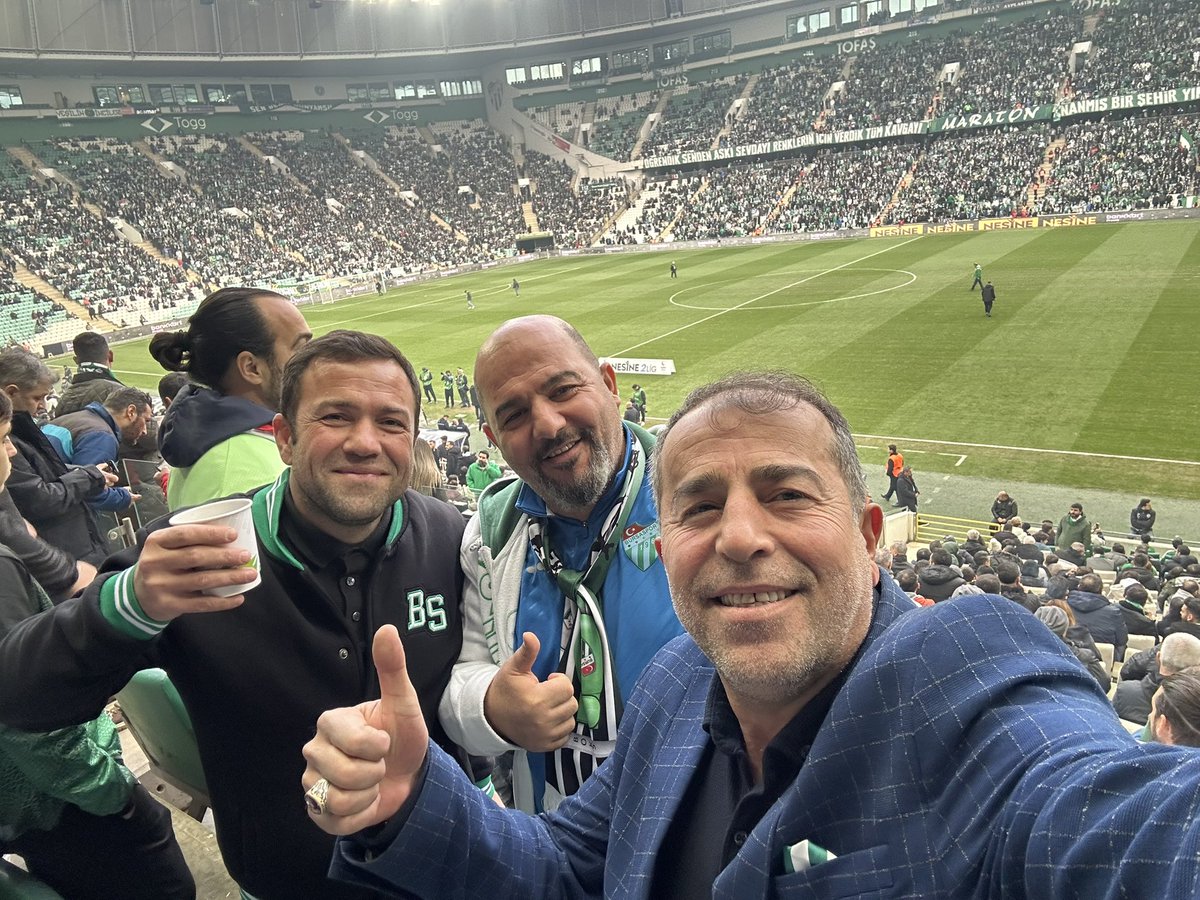 Bulentakca's tweet photo. Bursaspor Türkiye’dir.
#BursasporTürkiyedir 
#BursasporTeksas https://t.co/Wjl8JclRS7